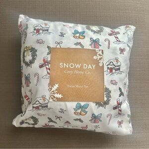 Snow Day Twin Sheet Set with Festive Print
